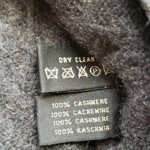 Ralph Lauren Sweaters - Ralph Lauren cashmere dark grey cable sweater Ralph Lauren Sweaters - Ralph Lauren cashmere dark grey cable sweater